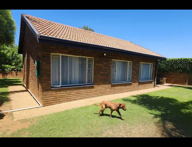 2 BEDROOM HOUSE FOR SALE IN GARSFONTEIN